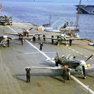 Seafire F Mk.IIC:t� brittien lentotukialuksella loppuvuonna 1942, ilmeisesti joko 884. Merilentolaivue HMS Victoriouslla tai 885. Merilentolaivue HMS Formidablella